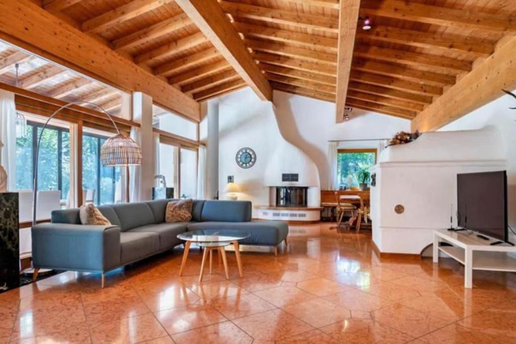 Whole Villa Munich, Alps View, Quiet And Spacious Feldkirchen-Westerham Buitenkant foto