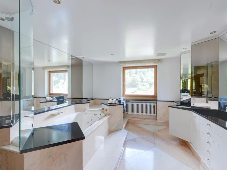 Whole Villa Munich, Alps View, Quiet And Spacious Feldkirchen-Westerham Buitenkant foto